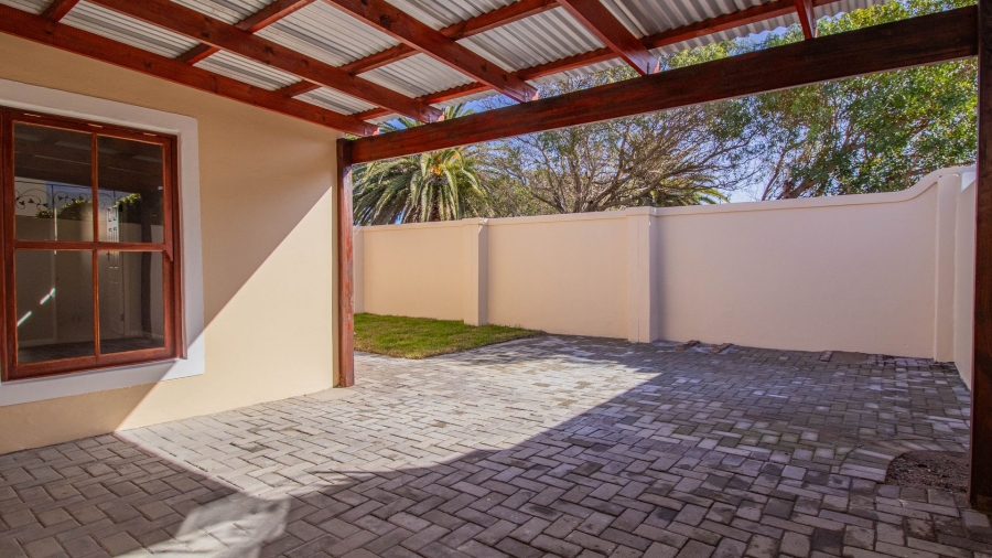 3 Bedroom Property for Sale in Sandbaai Western Cape